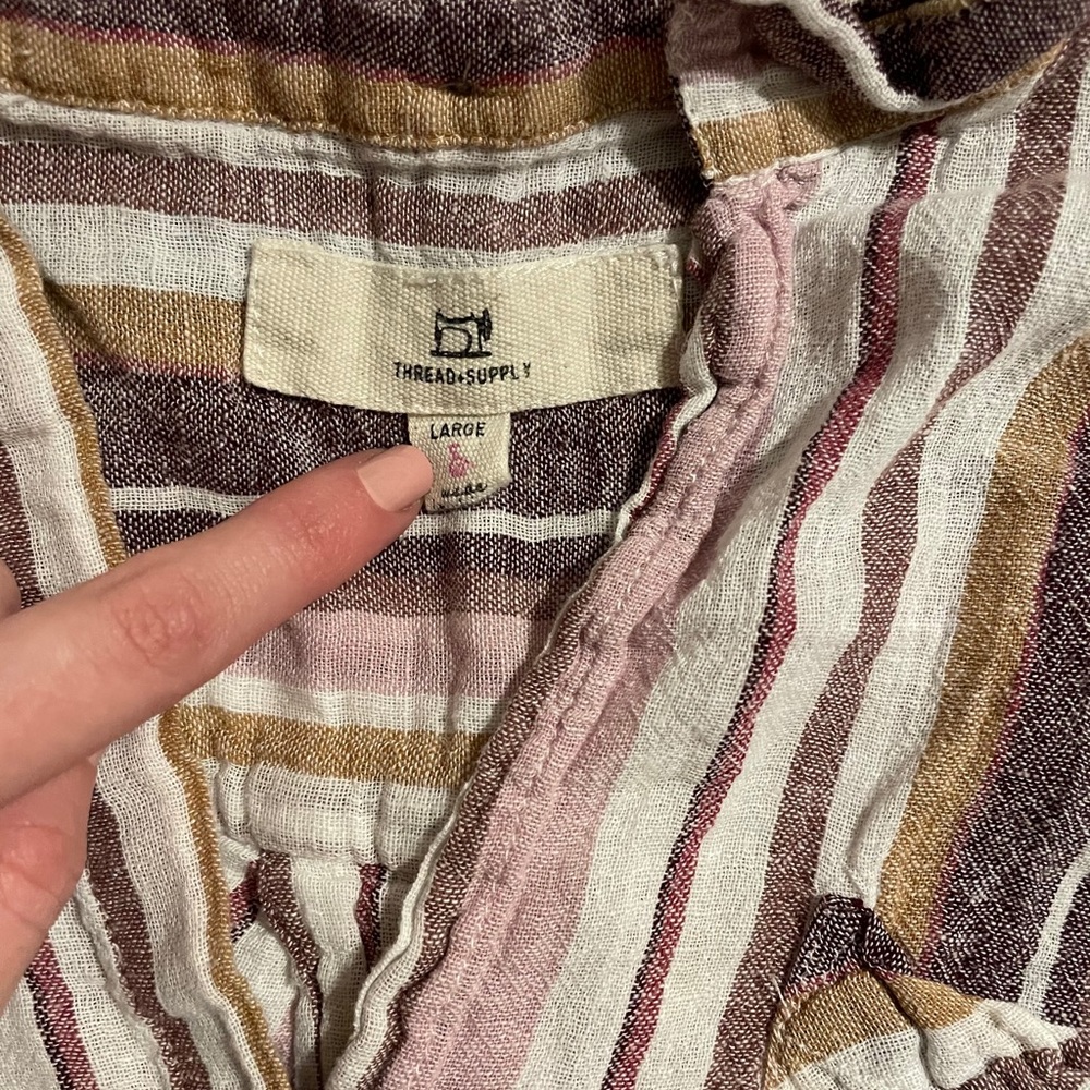 Thread + Supply Top - Picture 3 of 3